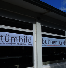 Bühne und Komstümbild