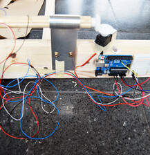 Arduino Mikrocontroller steuert Servomotor.jpg