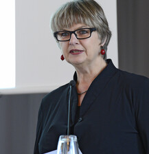 Begrüßung: Leonie Baumann, Rektorin