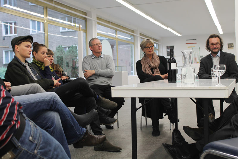 Podiumsdiskussion zum Thema Kunst und Kalkül