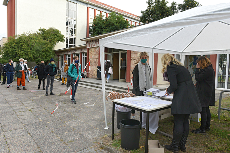 Ankunft vor der khb