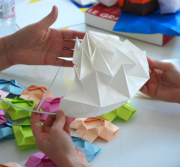 Origami - Interaktive Papierstrukturen